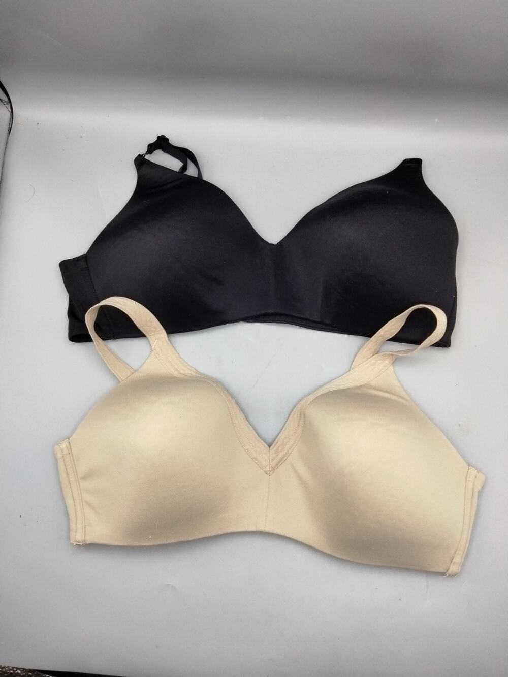 Lot of 2 Warner's Womens Underwear Wire-Free Contour T-Shirt Bra Beige Size 38C